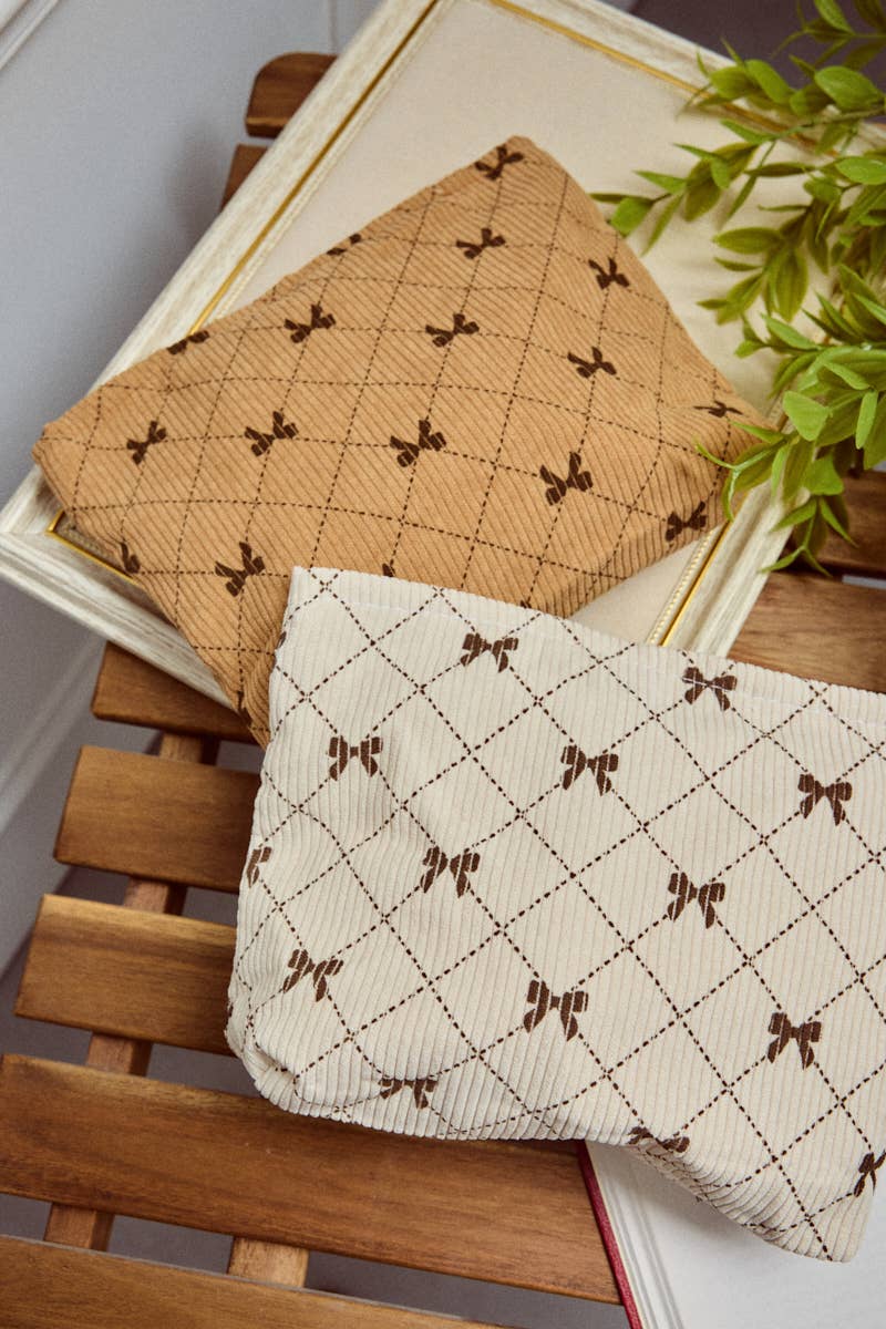 Makeup pung med sløjfer Camel.