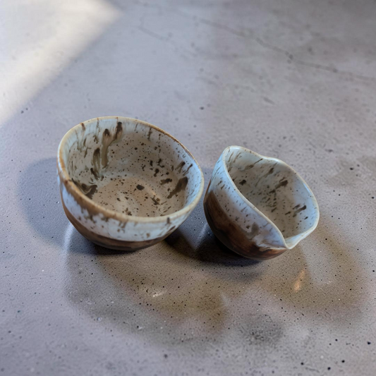 Smuk kop med mælkekande som er hjerte formet - unika keramik🤎🐻