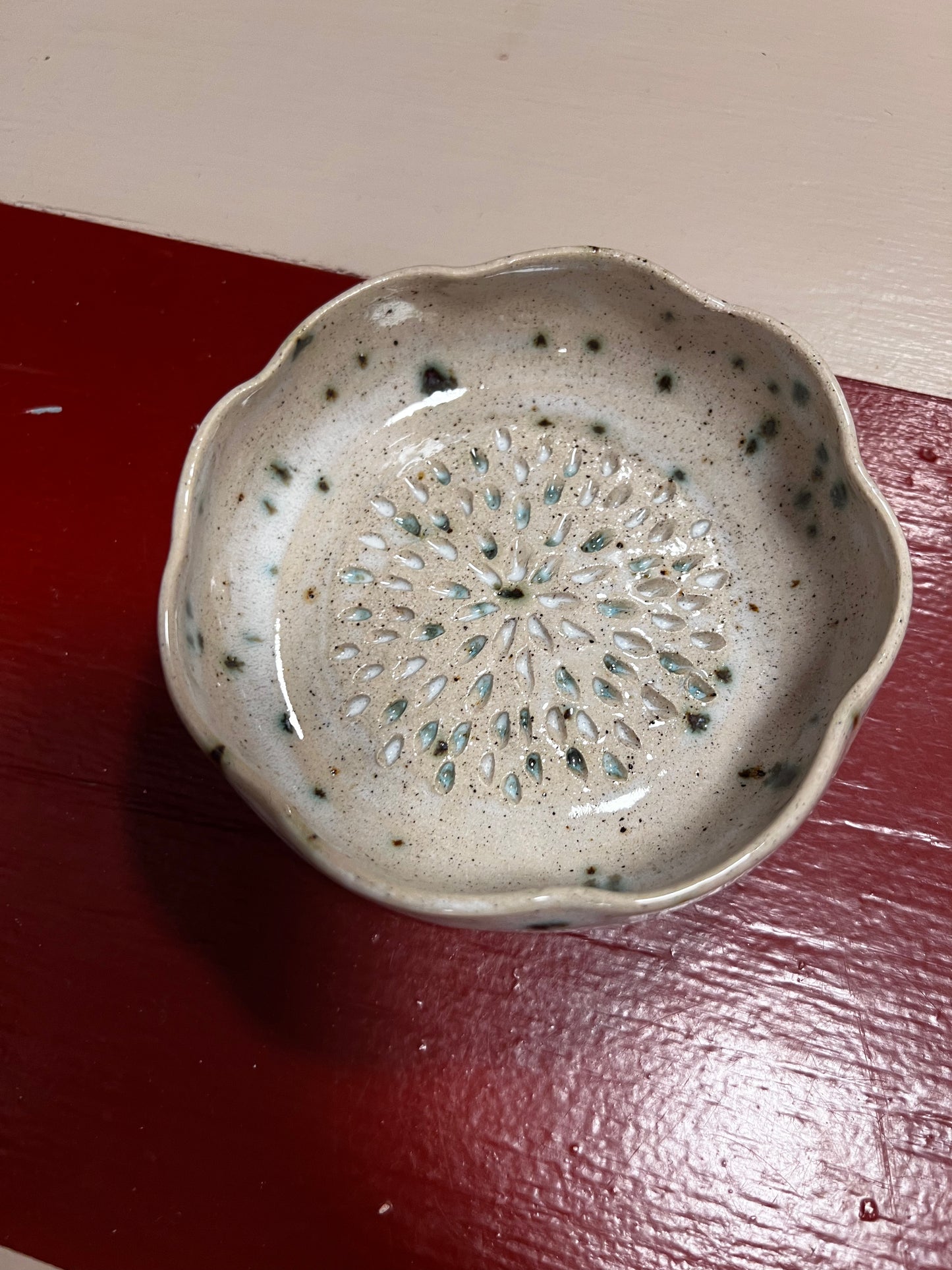 Unika keramik riveskål - skovbund skål