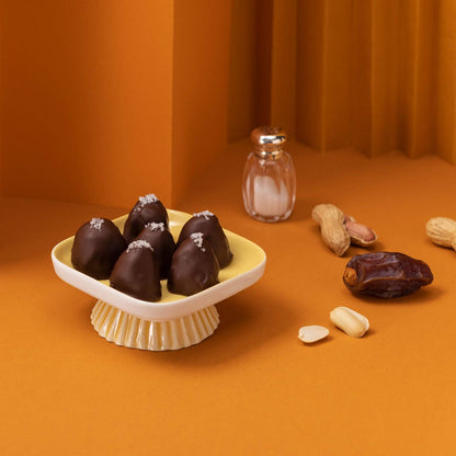 Dadler med chokolade: Saltede jordnødder (Øko)