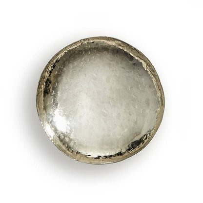 Dekorative metal skåle.